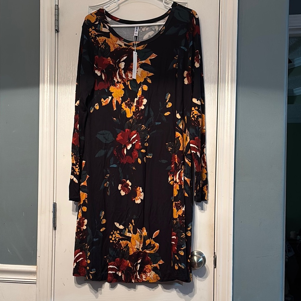 2/$30 Floral Orange and Yellow Casual Long Sleeve Sweater Dress NWT
